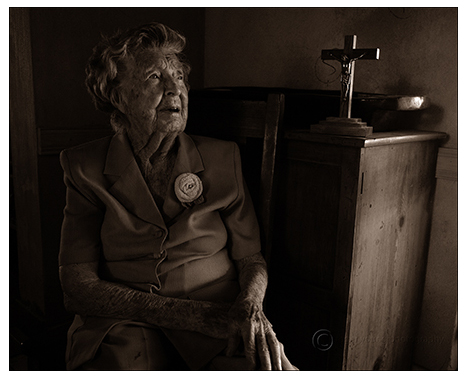 tant lenie and her cross